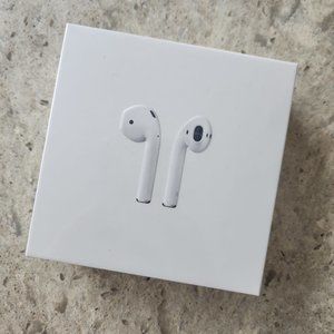 Brand New Airpods (2nd gen) - Factory Sealed! Includes Charging Case